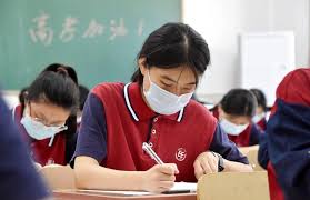 Pendidikan di Cina Dibatasi! Apakah Dunia Harus Waspada Menjelang 2025?