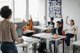 Pendidikan Tahun Ini: Apa yang Harus Diperhatikan